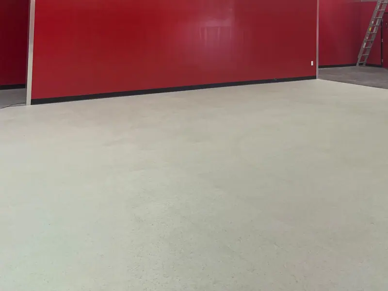 Store cleaning in Rhode Island - clean retail store floor